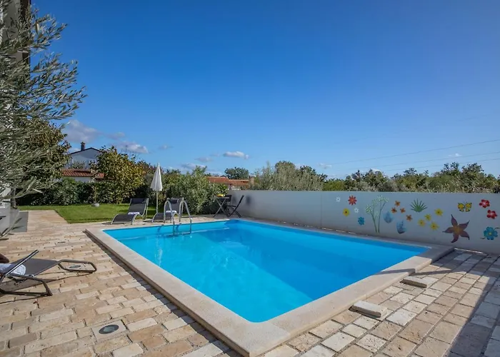 Apartment Heidi-2 By Interhome