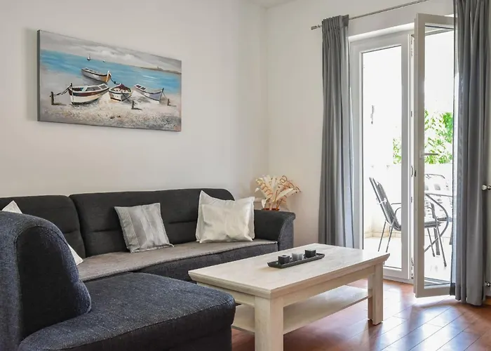 Lägenhet Heidi-2 By Interhome Nova Vas (Porec)